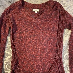 Mudd maroon knit sweater